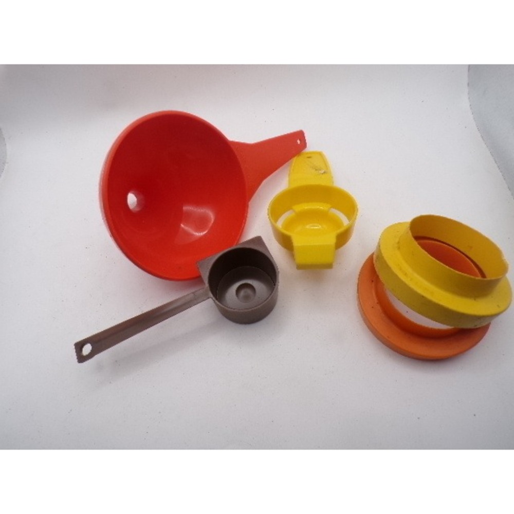 Vintage Tupperware Kitchen Gadget Lot Red Funnel Egg Separator Scoop Juicer‎ 70s